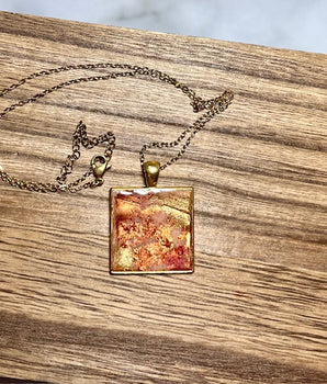 1.21 Antique rose square necklace